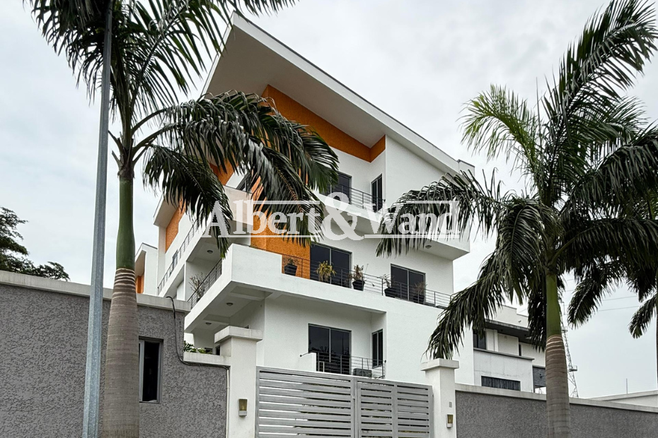 4 Bedroom Maisonette