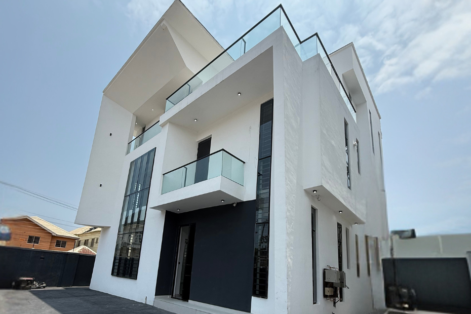 5 Bedroom Fully Detached