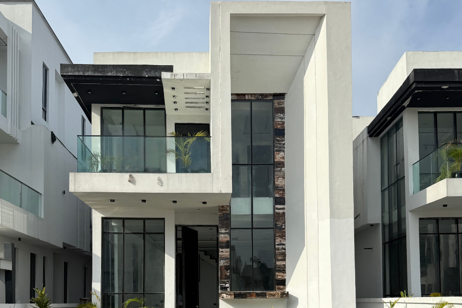 4 Bedroom Fully Detached