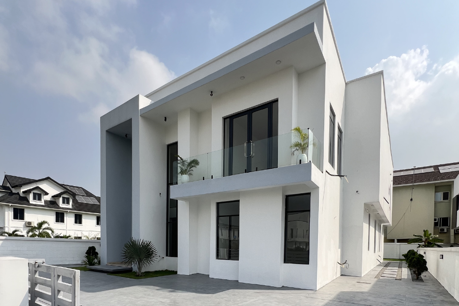 5 Bedroom Fully Detached House