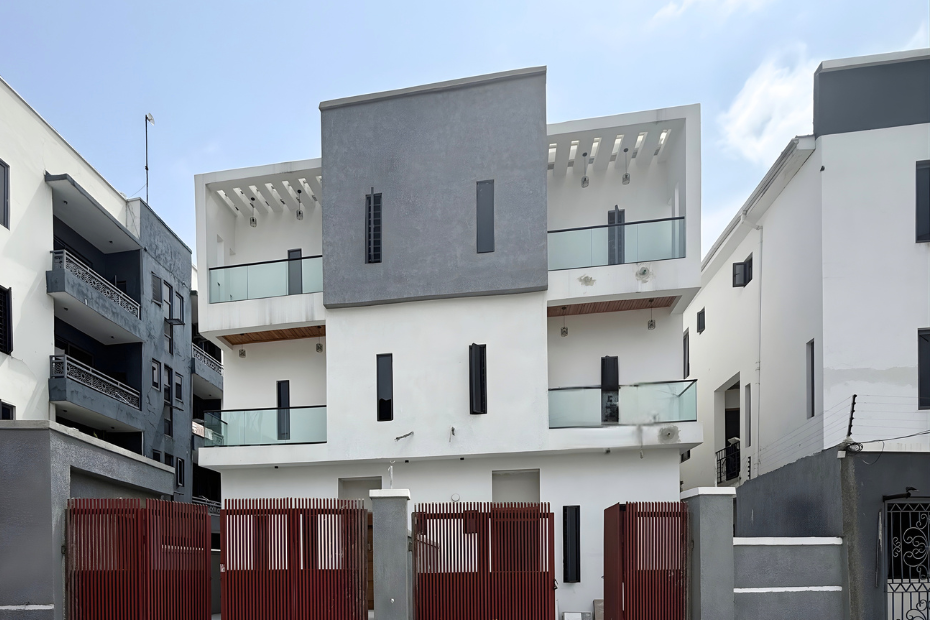 4 Bedroom Semi-Detached House