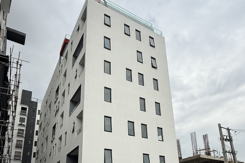 4 Bedroom Maisonette
