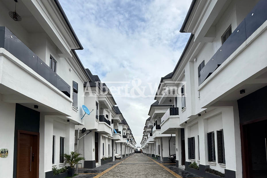 4 bedroom terrace